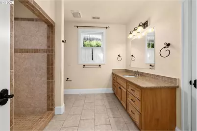 567 Cherokee Ave, Roseburg, OR 97471 - Photo 23