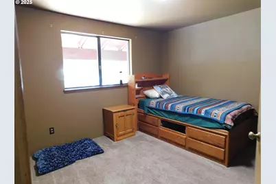 231 NE Darrell Ave, Winston, OR 97496 - Photo 27