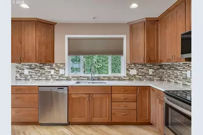 13710 NE Beech St, Portland, OR 97230 - Photo 15