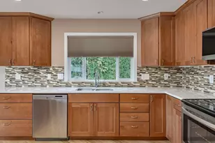 13710 NE Beech St, Portland, OR 97230 - Photo 15