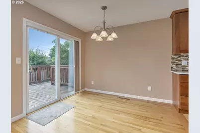 13710 NE Beech St, Portland, OR 97230 - Photo 11