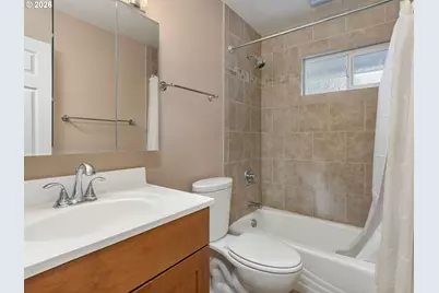 13710 NE Beech St, Portland, OR 97230 - Photo 17