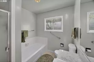 1410 Sherman Ave, North Bend, OR 97459 - Photo 25