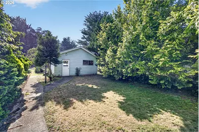 1410 Sherman Ave, North Bend, OR 97459 - Photo 41