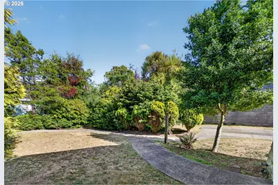 1410 Sherman Ave, North Bend, OR 97459 - Photo 39
