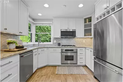 3190 SW Ridgewood Ave, Portland, OR 97225 - Photo 17