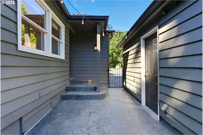 3190 SW Ridgewood Ave, Portland, OR 97225 - Photo 15