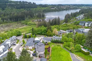 137 N 45 Cir, Camas, WA 98607 - Photo 3