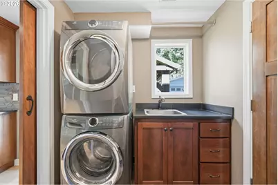 2930 Norkenzie Rd, Eugene, OR 97408 - Photo 15