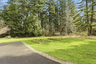 6337 SE Brownlee Rd, Milwaukie, OR 97267 - Photo 31