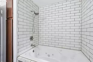 6337 SE Brownlee Rd, Milwaukie, OR 97267 - Photo 15