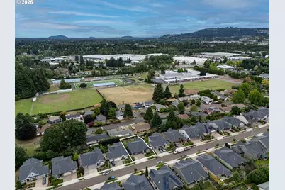 6413 SE Ketchum St, Milwaukie, OR 97267 - Photo 43