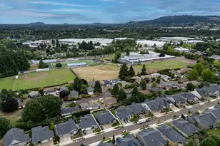 6413 SE Ketchum St, Milwaukie, OR 97267 - Photo 43