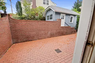 1215 15th St, Astoria, OR 97103 - Photo 21