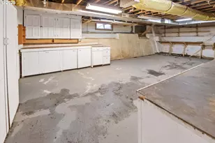 1215 15th St, Astoria, OR 97103 - Photo 41