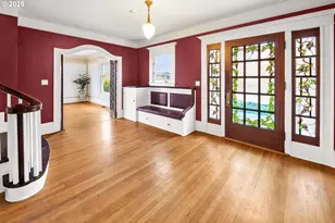 1215 15th St, Astoria, OR 97103 - Photo 5