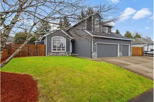18910 Highland Dr, Oregon City, OR 97045 - Photo 3
