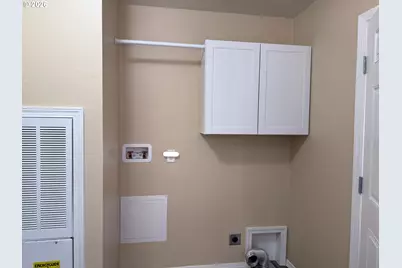 902 N Adams St, Lafayette, OR 97127 - Photo 23
