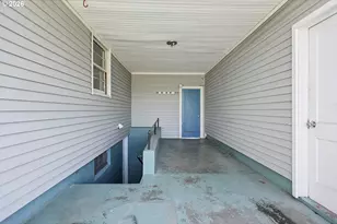 1000 W 9th St, The Dalles, OR 97058 - Photo 21