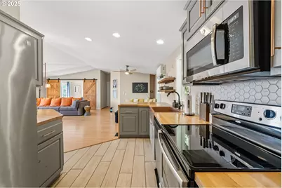 400 Tenmile Ter, Lakeside, OR 97449 - Photo 11