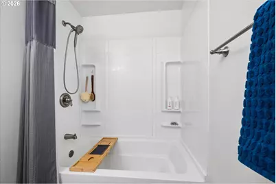 4431 Fox Hollow Rd #6, Eugene, OR 97401 - Photo 21