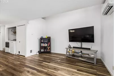 4431 Fox Hollow Rd #6, Eugene, OR 97401 - Photo 13