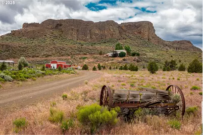 82678 Shotgun Pass Ln, Christmas Valley, OR 97641 - Photo 35