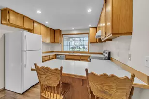 1160 SW Goucher St, McMinnville, OR 97128 - Photo 11