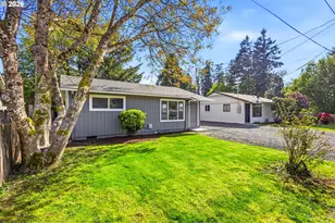 1121 Spruce St, Sweet Home, OR 97386 - Photo 3