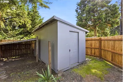 1121 Spruce St, Sweet Home, OR 97386 - Photo 25