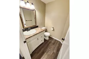 1145 S 6th St, Harrisburg, OR 97446 - Photo 11