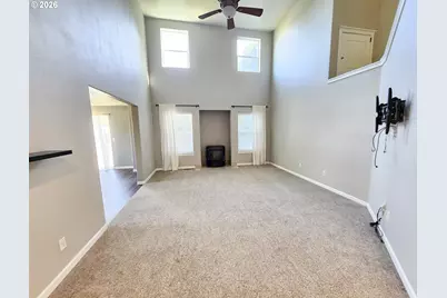 1145 S 6th St, Harrisburg, OR 97446 - Photo 19