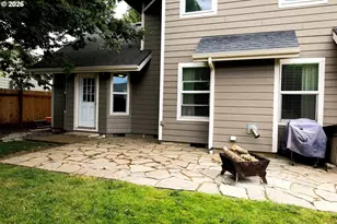 1145 S 6th St, Harrisburg, OR 97446 - Photo 5