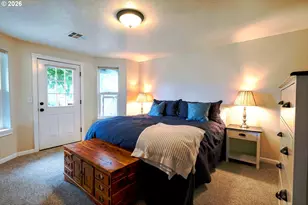1145 S 6th St, Harrisburg, OR 97446 - Photo 17