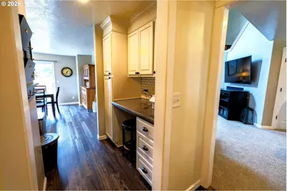 1145 S 6th St, Harrisburg, OR 97446 - Photo 9