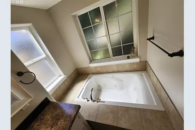 1145 S 6th St, Harrisburg, OR 97446 - Photo 27