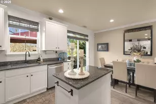 10999 Southwest Sage Terrace, Portland, OR 97223 - Photo 11