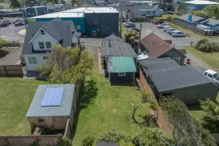 1409 NW 14th St, Lincoln City, OR 97367 - Photo 19