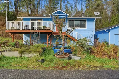 120 Sandy Bend Rd, Castle Rock, WA 98611 - Photo 3