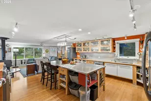 120 Sandy Bend Rd, Castle Rock, WA 98611 - Photo 17