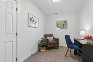 8736 N Haven Ave, Portland, OR 97203 - Photo 21