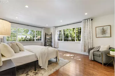 19065 NW Astoria Dr, Portland, OR 97229 - Photo 19