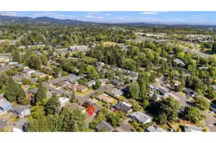 19065 NW Astoria Dr, Portland, OR 97229 - Photo 39
