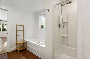 19065 NW Astoria Dr, Portland, OR 97229 - Photo 25