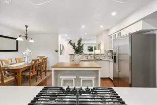 19065 NW Astoria Dr, Portland, OR 97229 - Photo 9