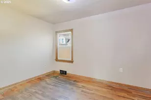 1162 SE Lyle St, Dallas, OR 97338 - Photo 25