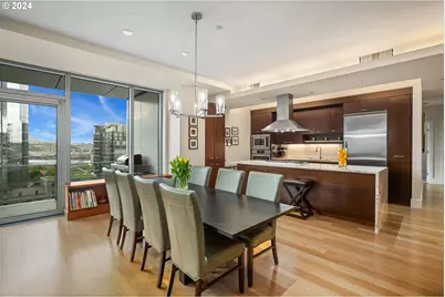 1001 NW Lovejoy St #1008, Portland, OR 97209 - Photo 9