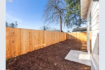 7458 SE Tolman St, Portland, OR 97206 - Photo 13