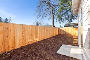 7458 SE Tolman St, Portland, OR 97206 - Photo 13