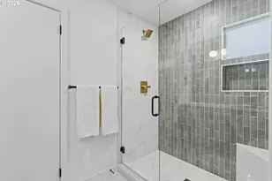 6054 Carman Dr, Lake Oswego, OR 97035 - Photo 29